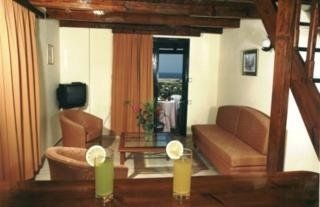 Antilia Apts1