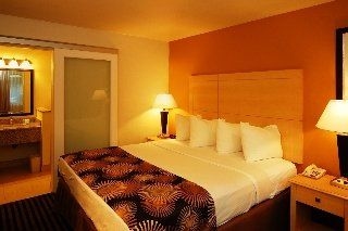 Ramada Modesto2