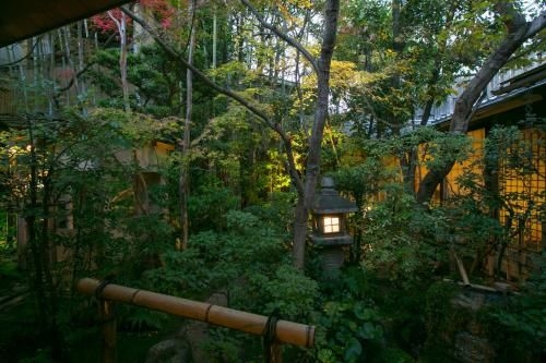 กิอน โยชิอิมะ (Gion Yoshiima)4