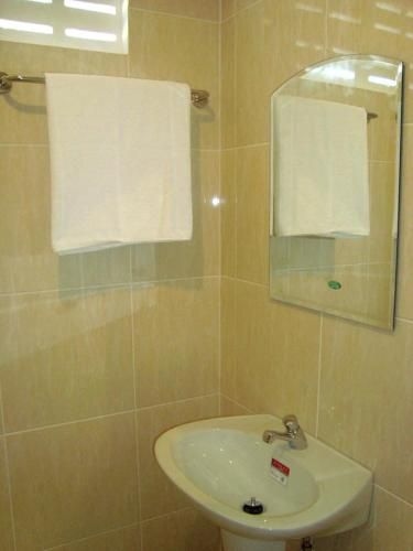 ชาร์ลีส์ บังกะโลส์ (Charlie's Bungalows)2