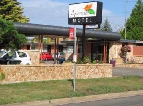 เอเวอนิว โมเทล (Avenue Motel)0