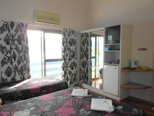 Coral Point Lodge4