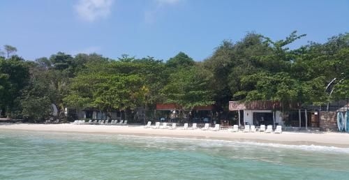 เดอะ ซี เสม็ด บีช รีสอร์ต (The C Samet Beach Resort)1