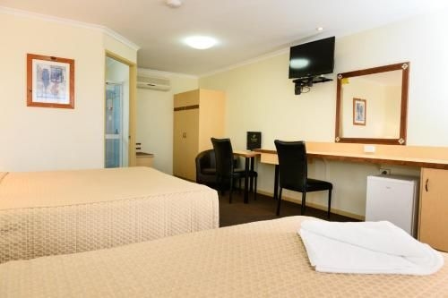 Villa Mirasol Motor Inn3