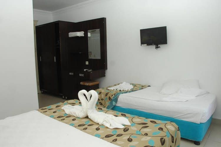 Side Orientt Apartments0