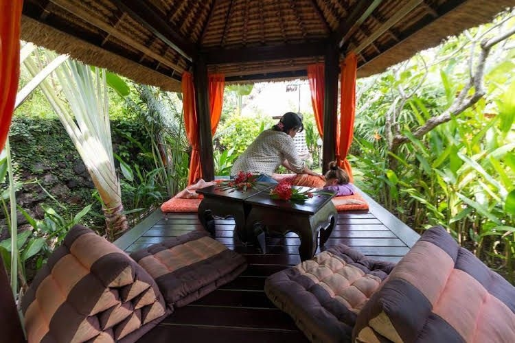 Tropical Bali Hotel0