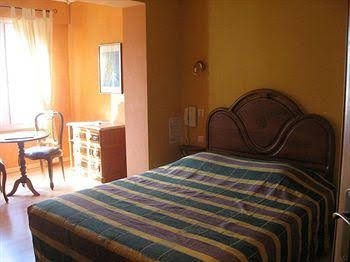 Hotel de la Foret0