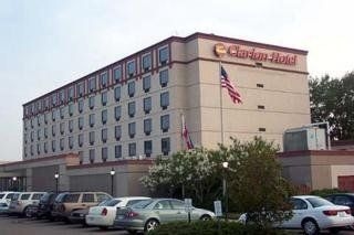 Clarion Hotel & Suites North4