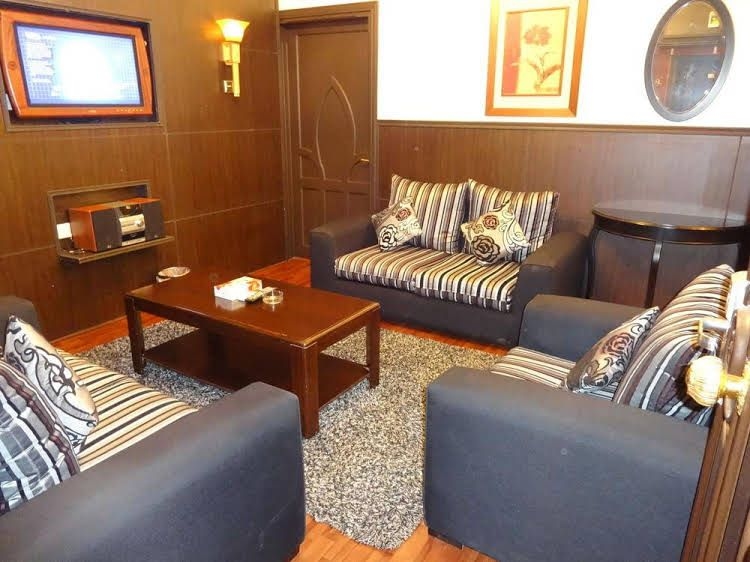 Orans Suites 30