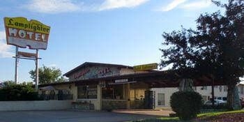 Lamplighter Motel0