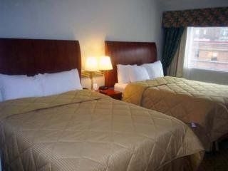 Comfort Inn & Suites Downtown Lakeshore2