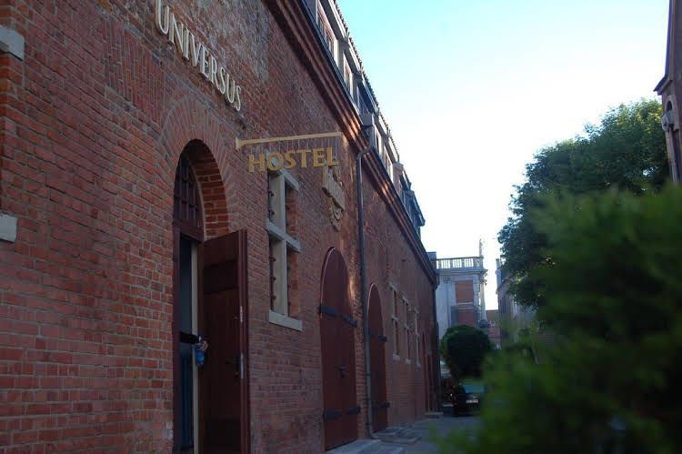 Hostel Universus0