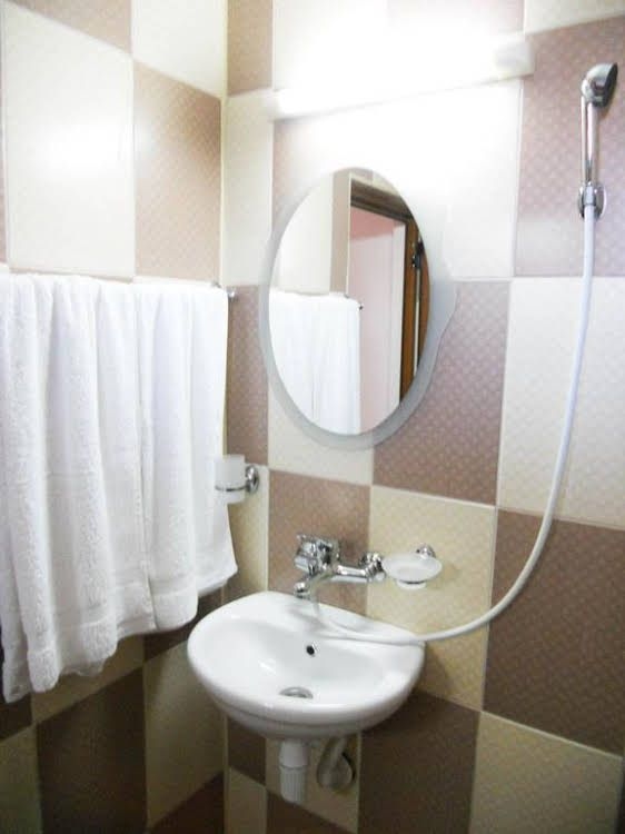 Marianas Hotel0