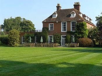 โรงแรมฮุคเฮาส์ (Hook House Hotel)0