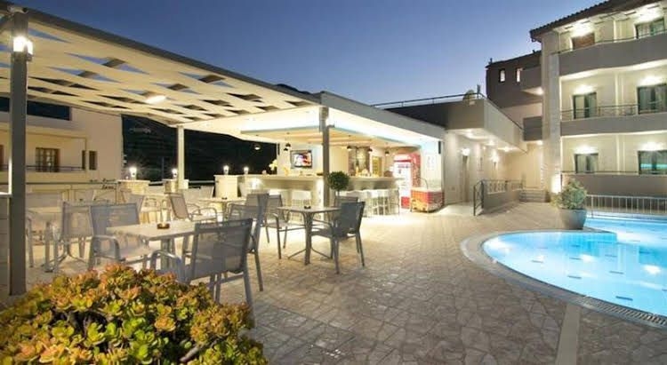 Amalia Apartments0