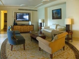 Claridges1