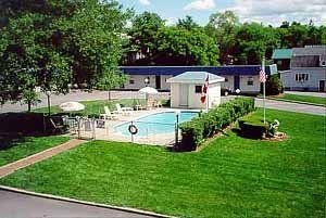Rodeway Inn2
