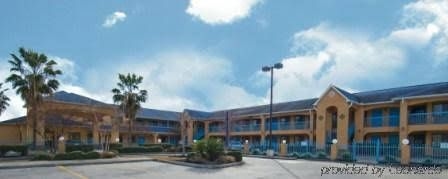Regency Inn & Suites Beaumont0