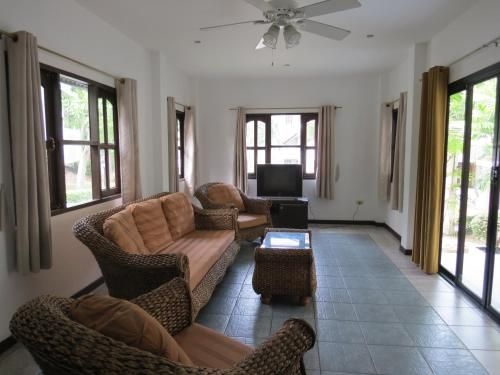 บ้านจัสมิน วิลเลจ (Baan Jasmin Village)2