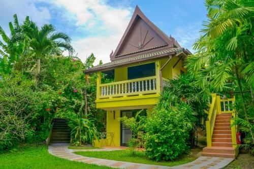 เช ชาร์ลี บังกะโล (Chez Charly Bungalow)0