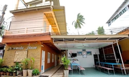 อมลรดา เฮาส์ (Amonrada House)2