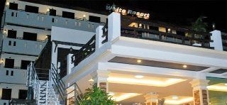 ไวท์ รีสอร์ท (White Resort)0