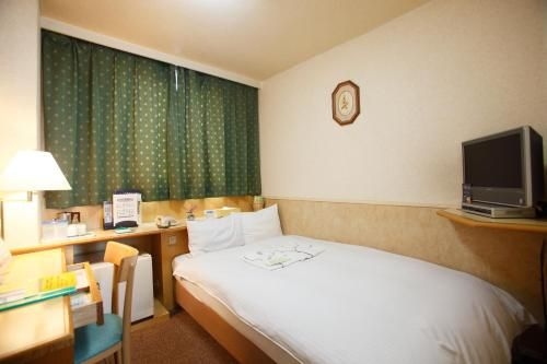 โรงแรมเซ็นทรัล ซาเซโบ (Central Hotel Sasebo)1