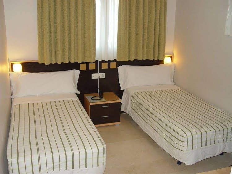 Hostal Don Julio0