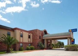 Comfort Inn & Suites4
