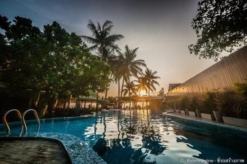 วินด์บีช รีสอร์ท (Wind Beach Resort)0