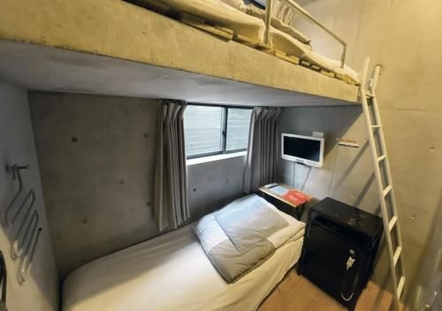 Kangaroo Hotel3