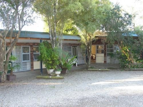 นารูมา โมเทล (Narooma Motel)0