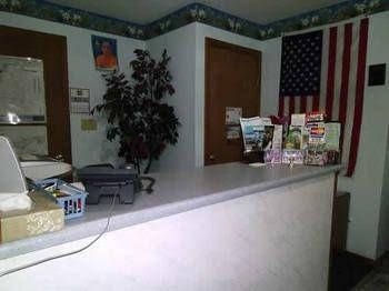 Cedar Hill Motel0