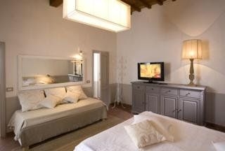 Florence Apartments2