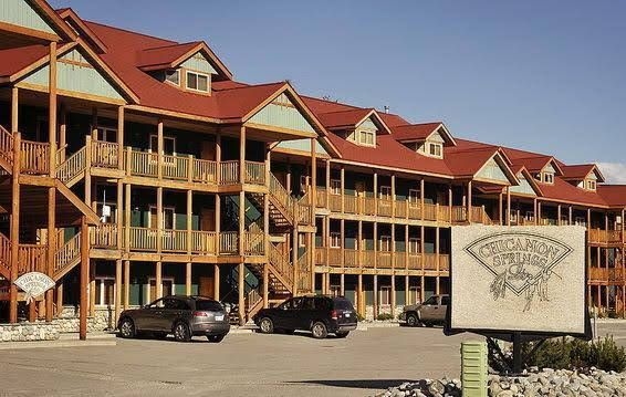 Chicamon Springs Lodge0