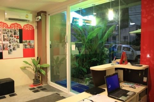 Ananas Phuket Hostel4