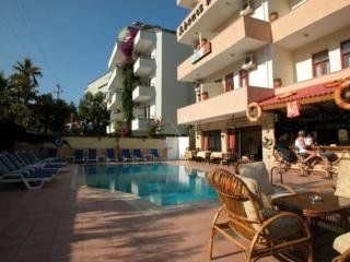 Adonis Hotel2
