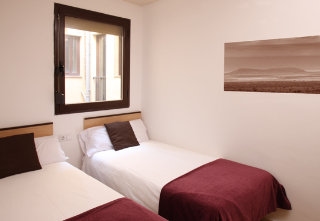 MH Apartments Guell4
