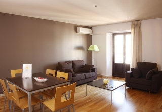 MH Apartments Guell3