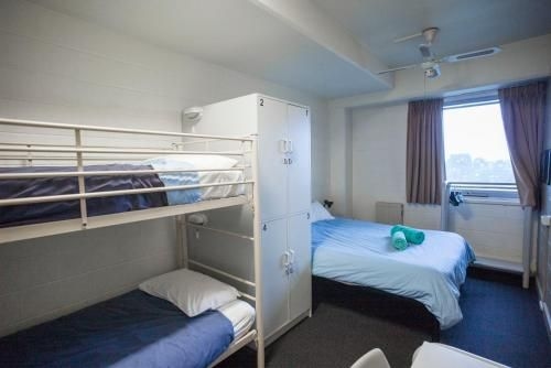 Melbourne Metro YHA3