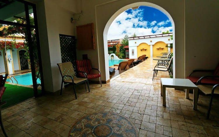 Vila Pontica0