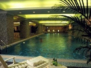 Lee Garden Apartment4