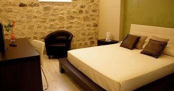Abraxia B&B0