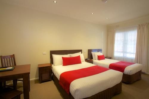 Amaroo Motel2