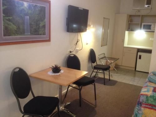 Cobb Inlander Motel1