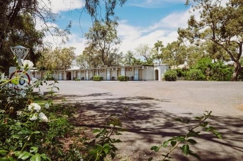 Artesian Spa Motel4