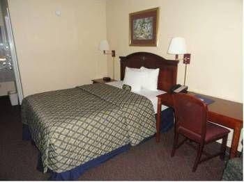 Deluxe Inn0