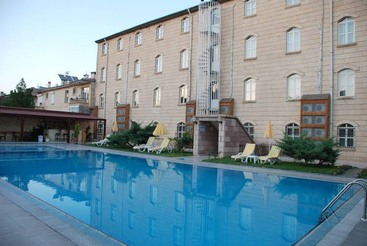 Vera Hotel Tassaray0