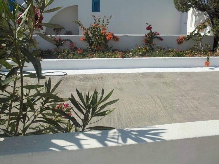 Karavas Apartments0