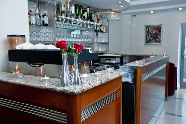 Hotel Croatia0